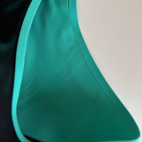 Lululemon High Impact Sports Bra - Picture 5 of 8